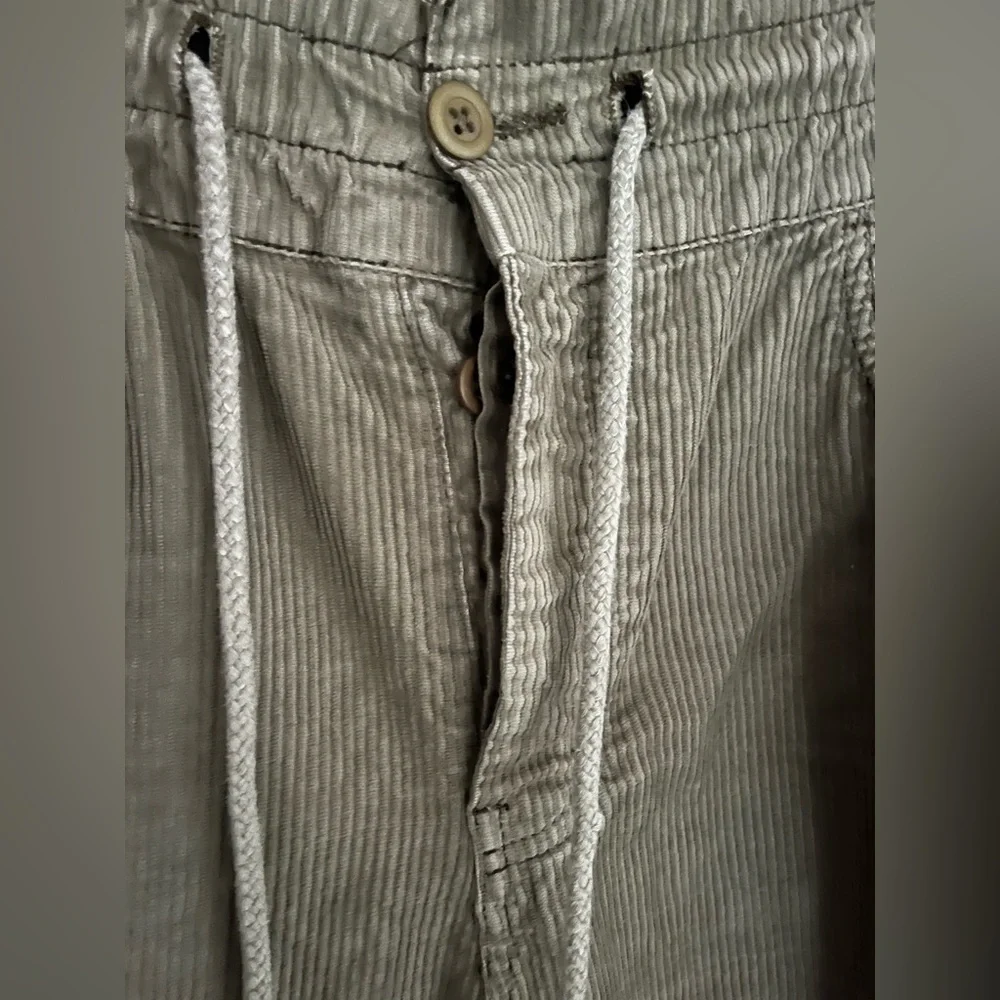 We The Free Green Cargo Pants slouchy fit, button fly, drawstring waist - Picture 2 of 8